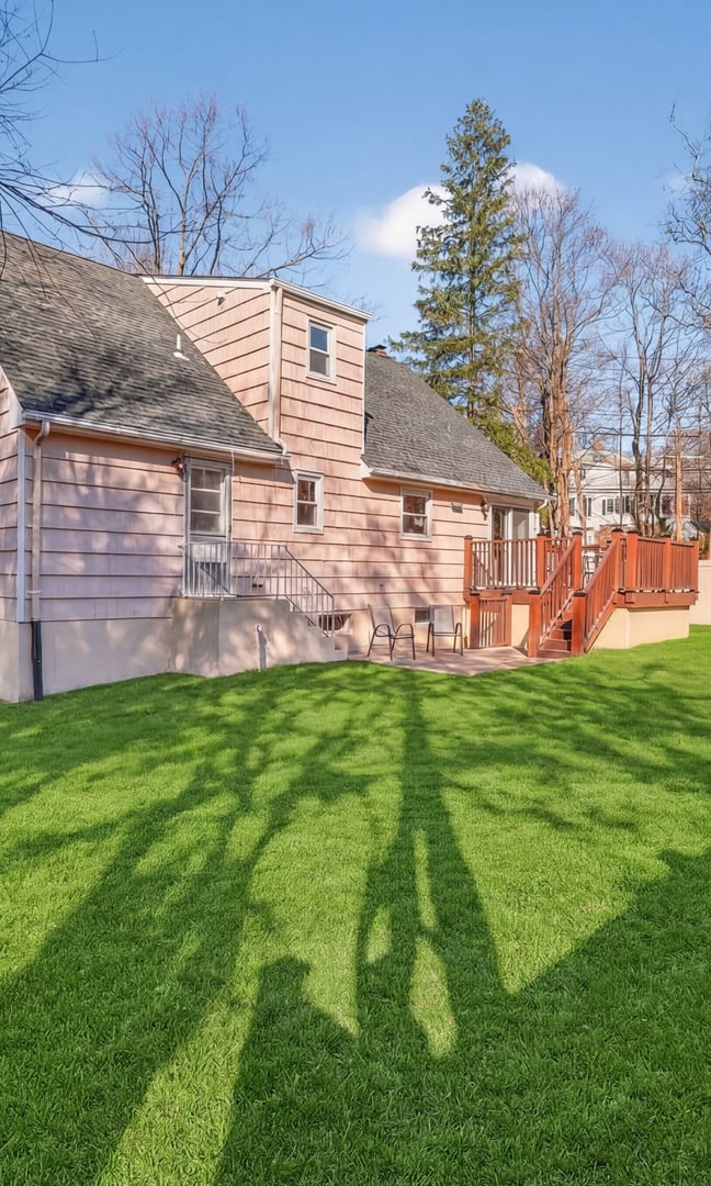 82 Taxter Road Photo 34