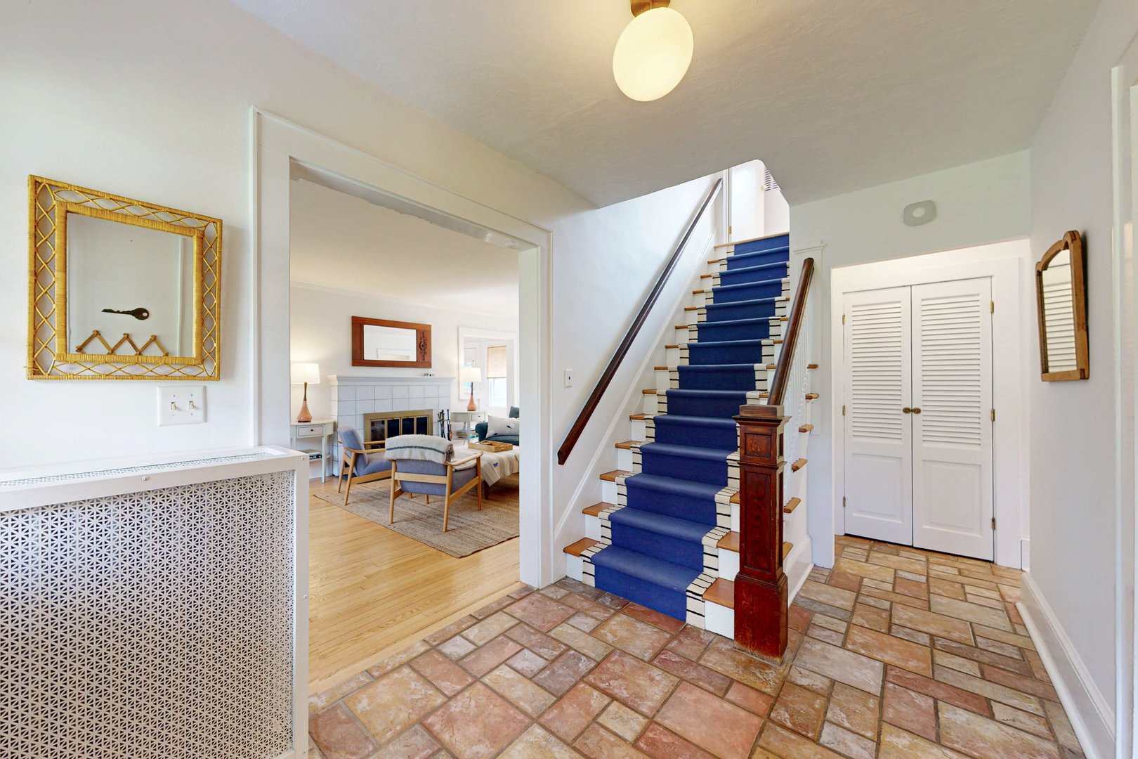 49 Hicock Drive Photo 4