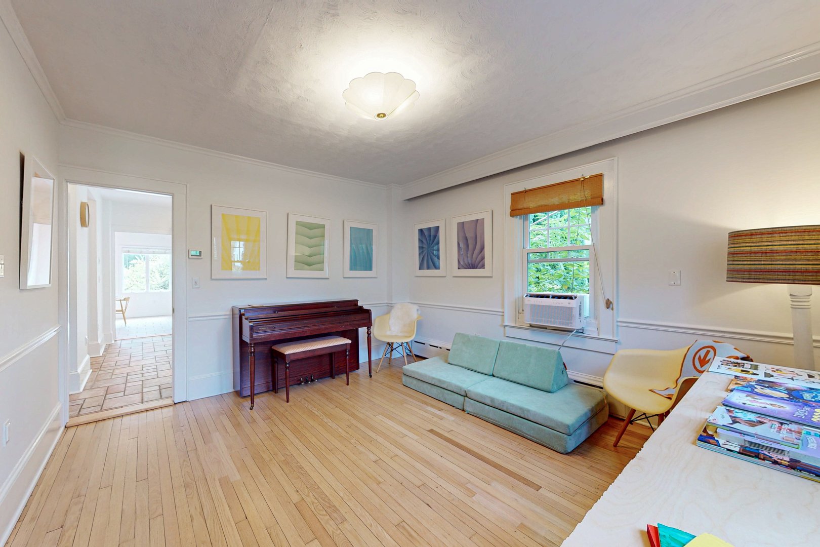 49 Hicock Drive Photo 6