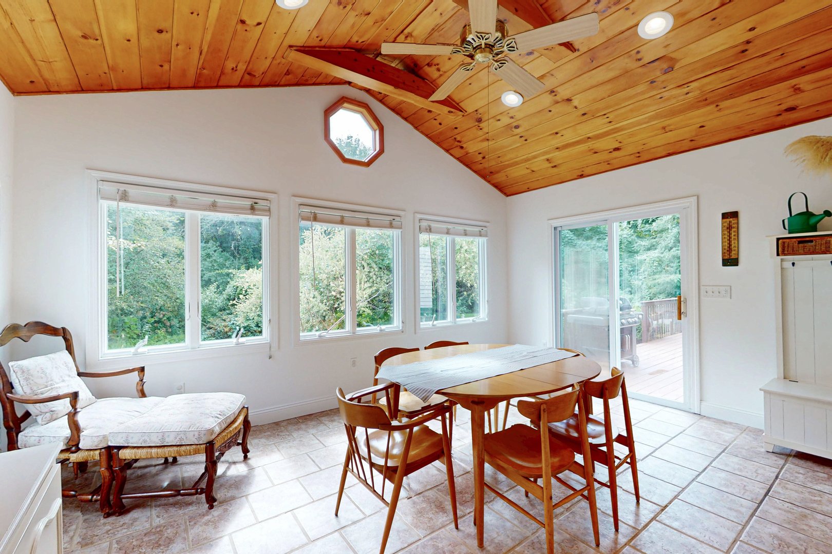 49 Hicock Drive Photo 13