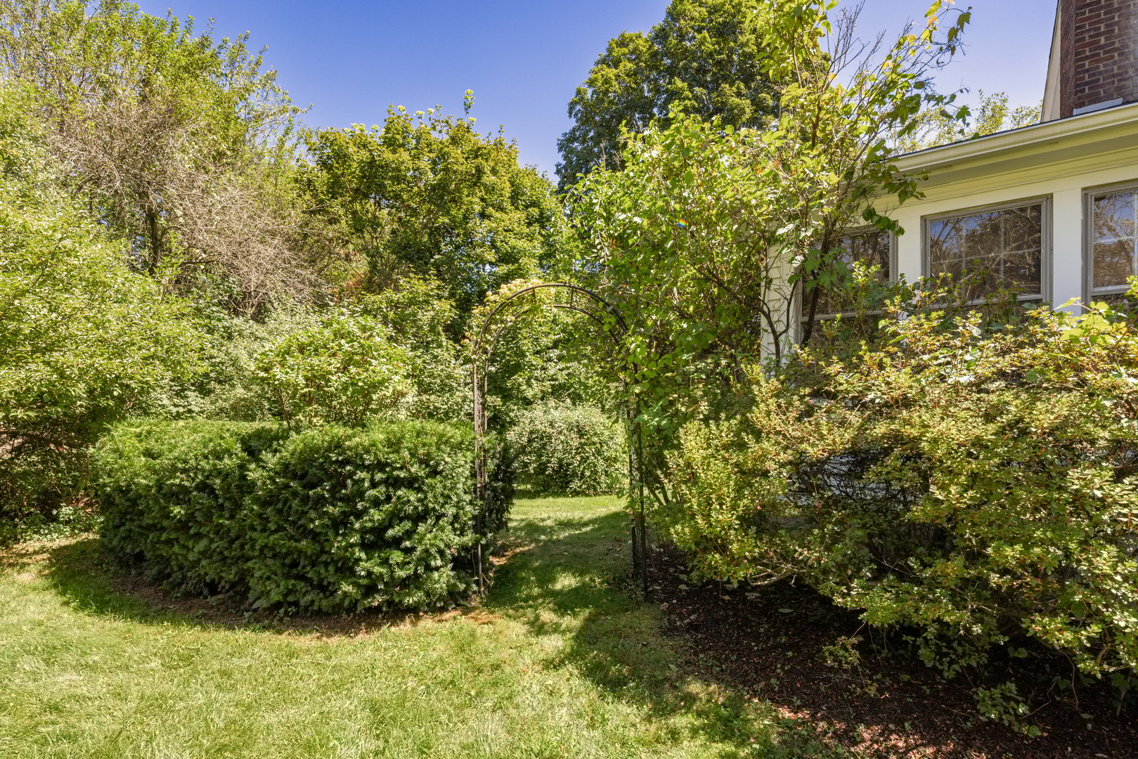 49 Hicock Drive Photo 38