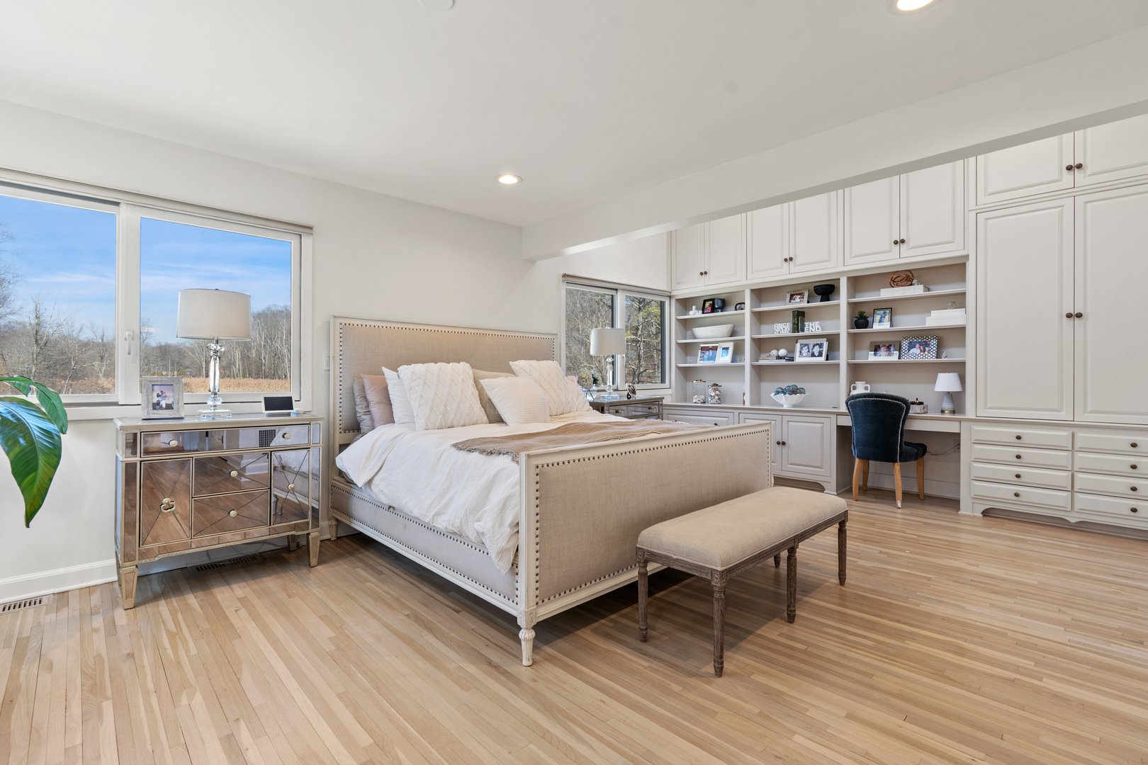 15 Haights Cross Road Photo 23