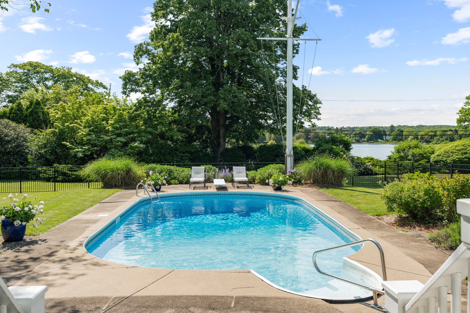 259 North Main Street Photo 33