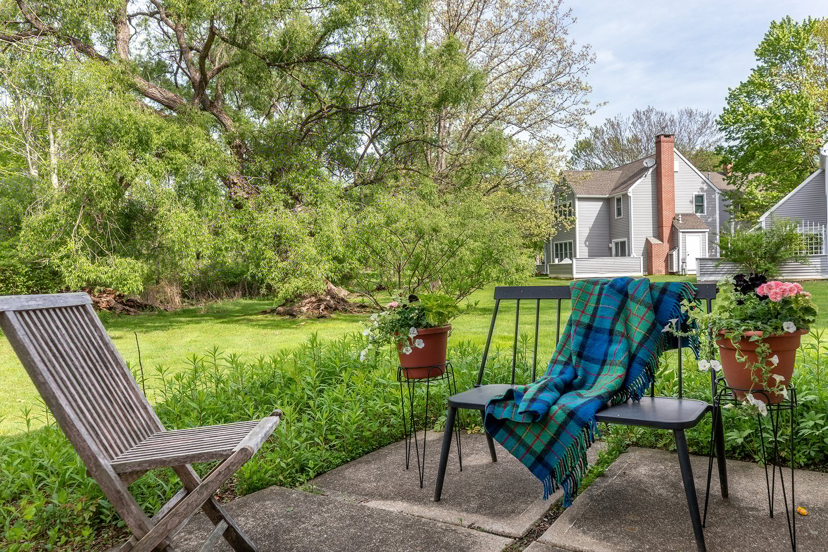 87 Canaan Road  #APT 2F Photo 22