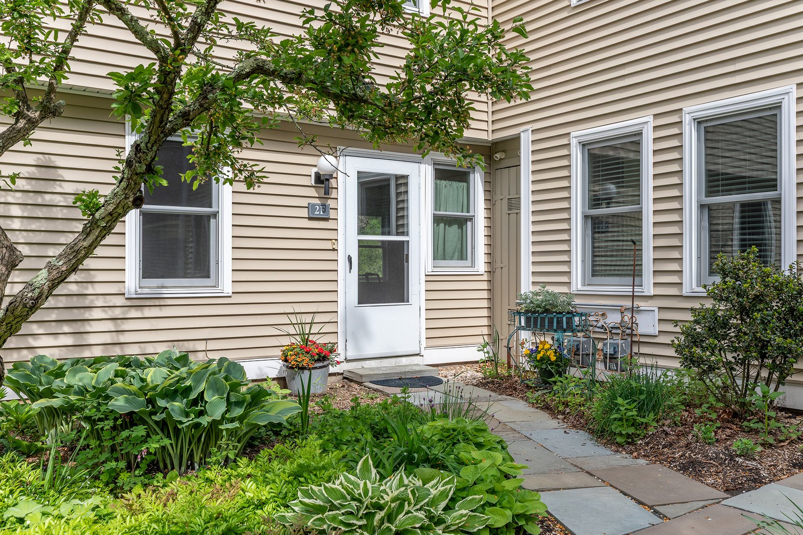 87 Canaan Road  #APT 2F Photo 28