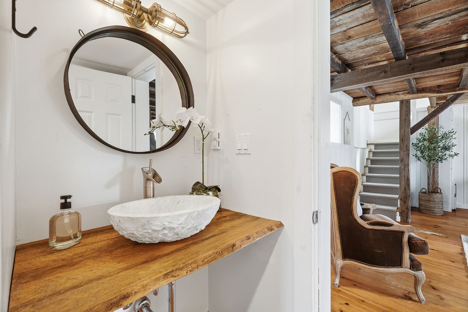 134 Sterling City Road Photo 16