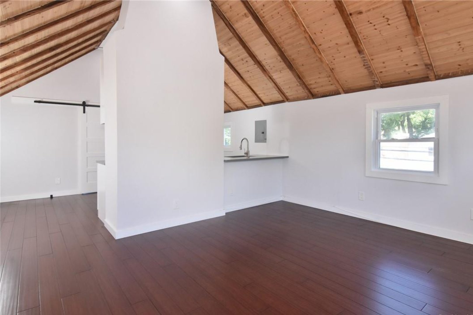 292 Farragut Avenue #2 Photo 4