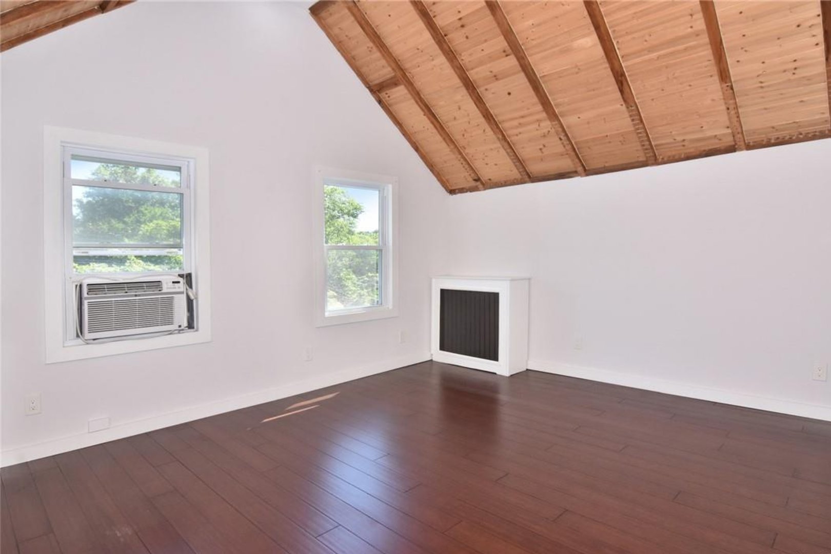 292 Farragut Avenue #2 Photo 6