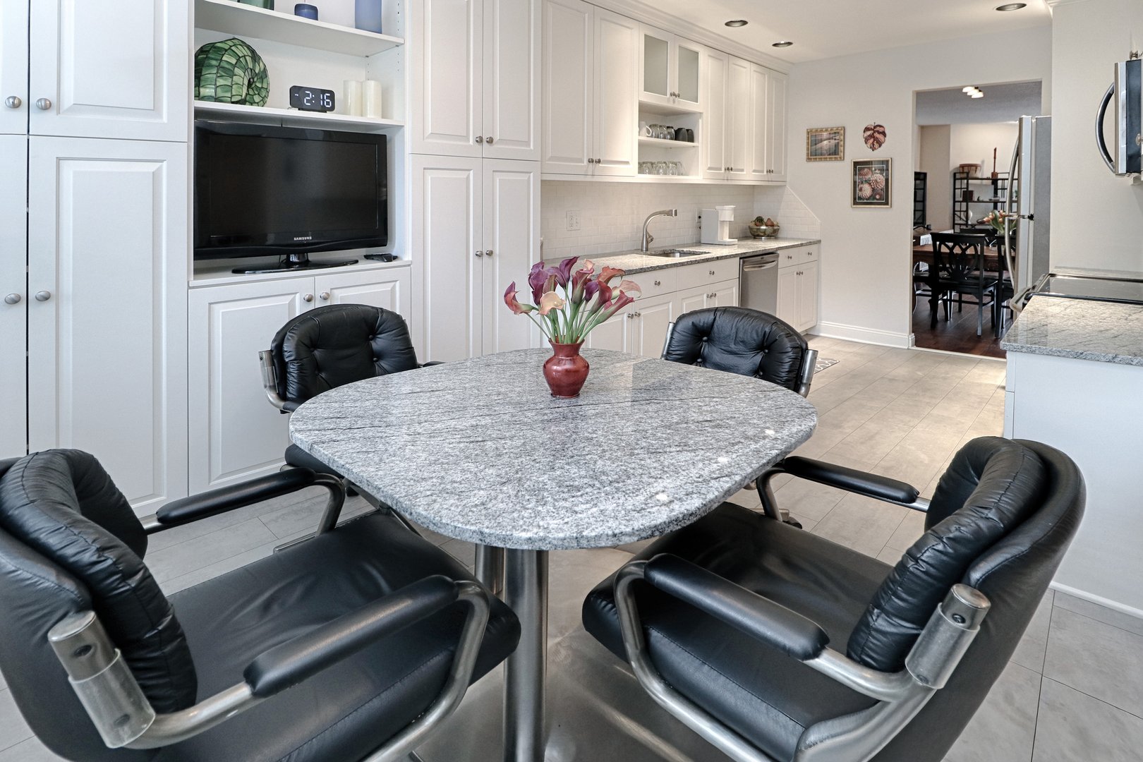 4025 Park Avenue #4025 Photo 5