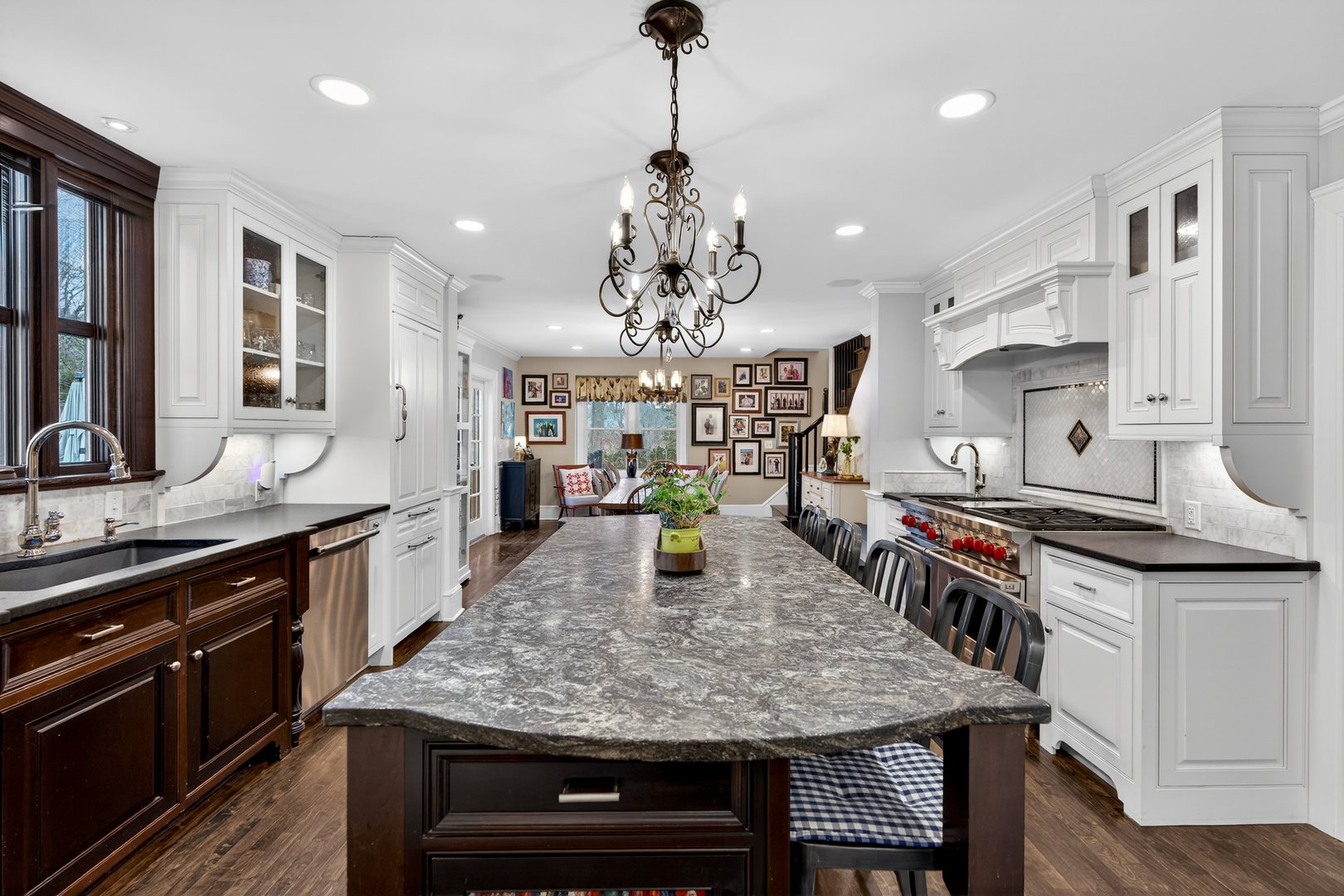 101 North Main Street Photo 9