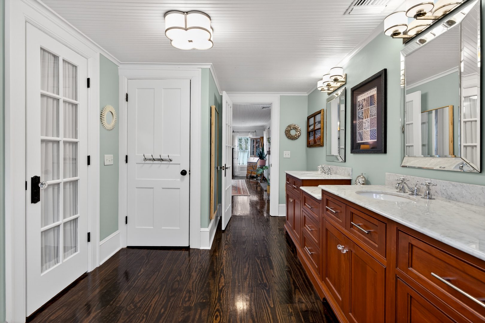 101 North Main Street Photo 28