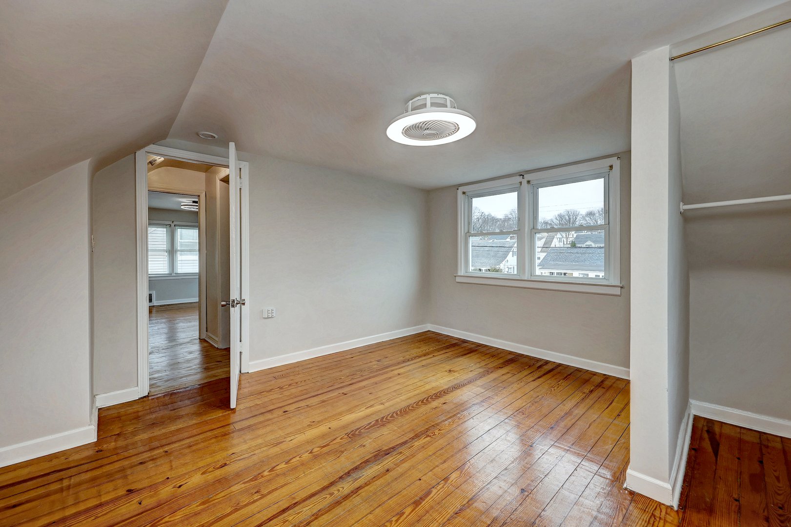 76 Luther Street Photo 36