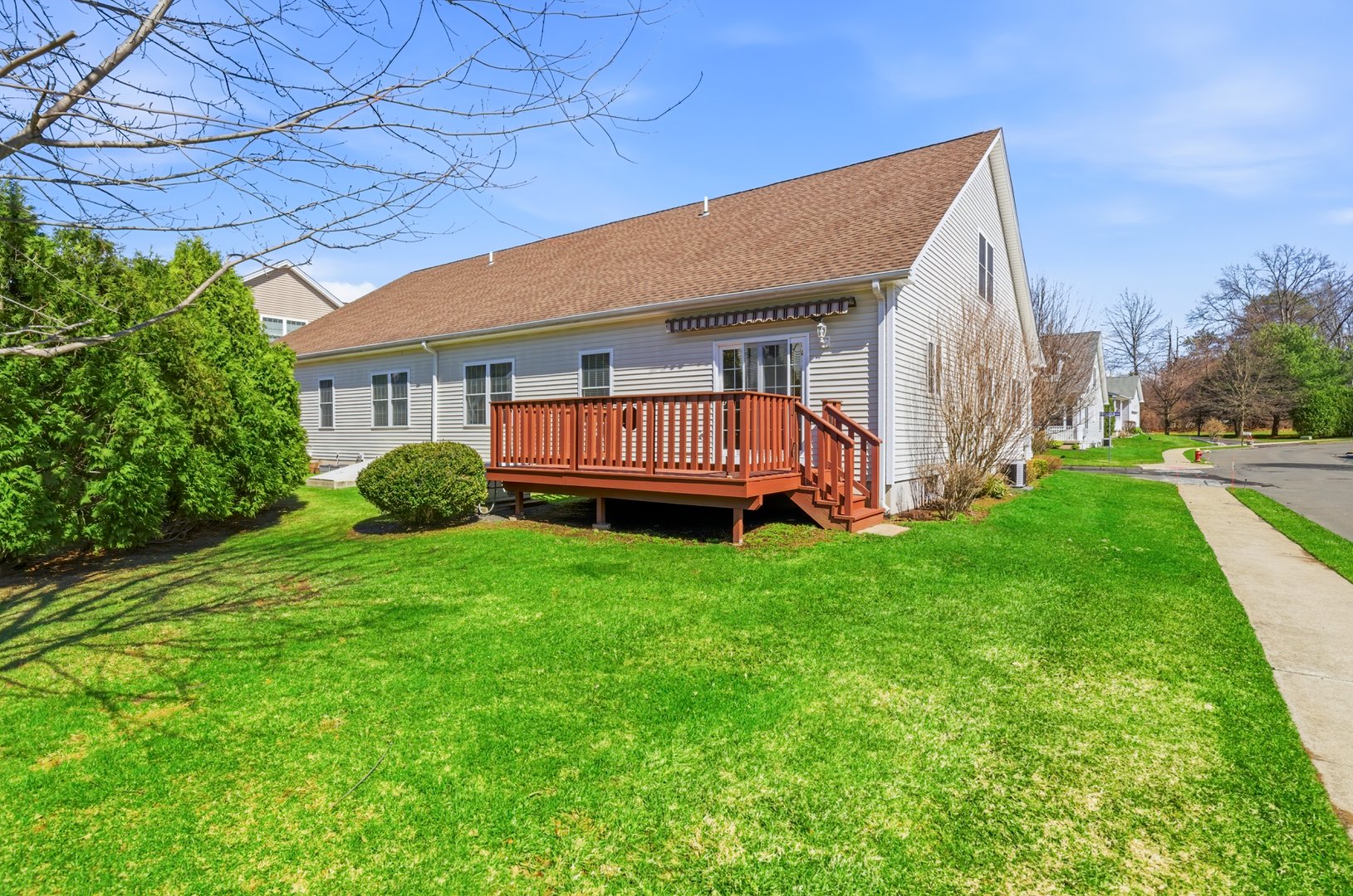 1 Fairfield Court #1 Photo 4