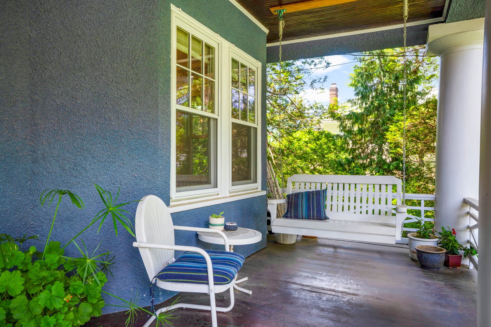 75 Young Avenue Photo 5