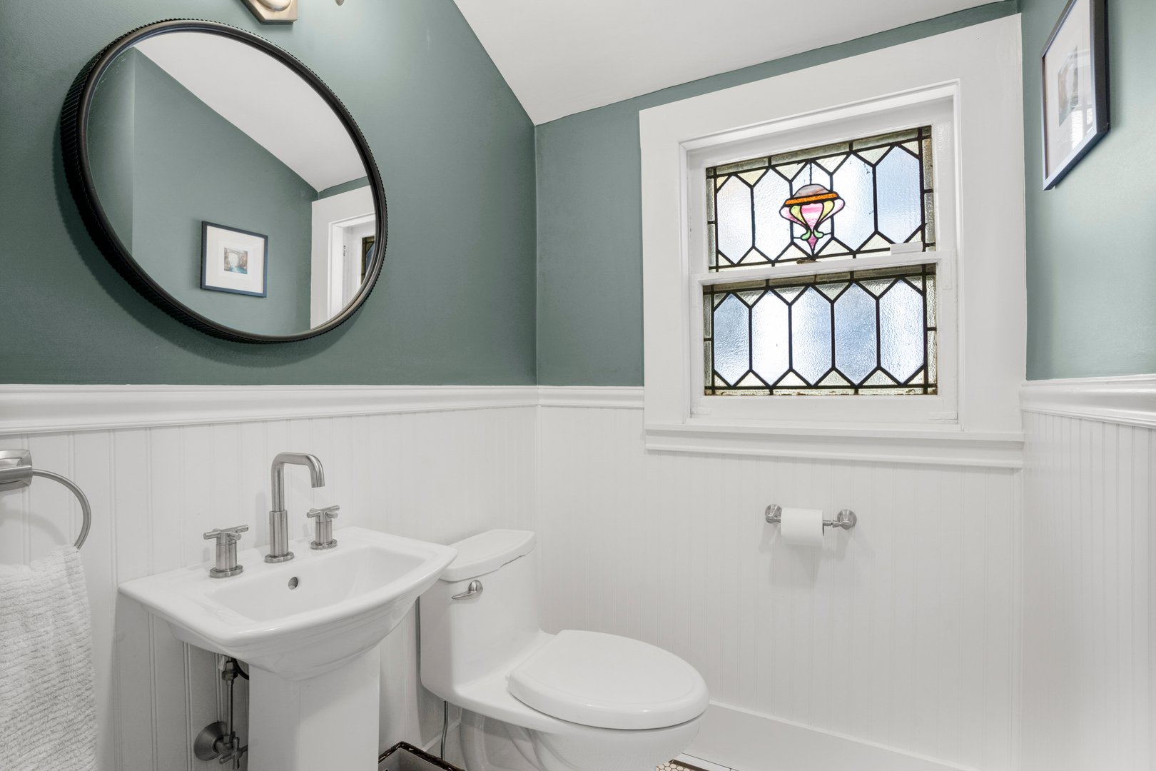 75 Young Avenue Photo 14