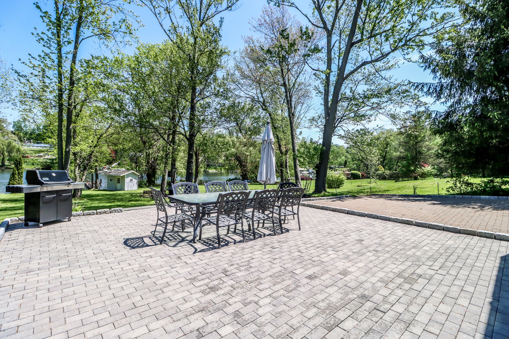 38 North Lake Shore Drive Photo 5