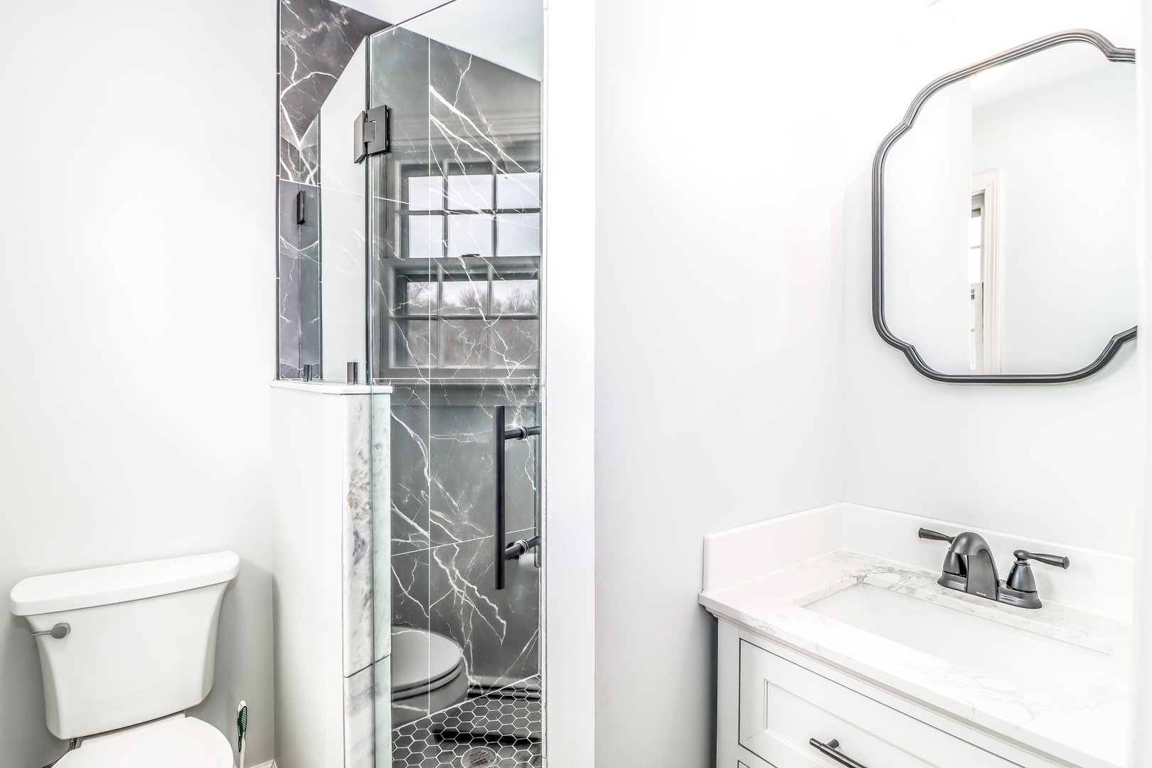 408 Hut Hill Road Photo 18