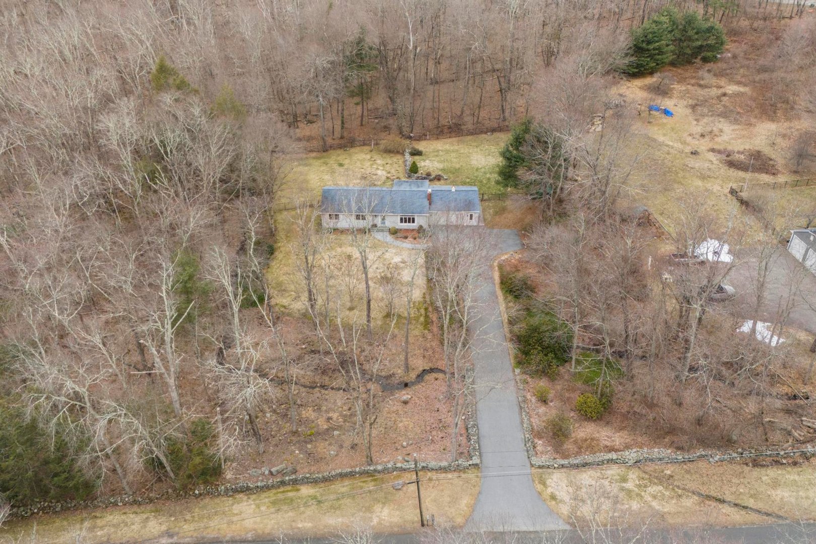 111 Whetstone Road Photo 2