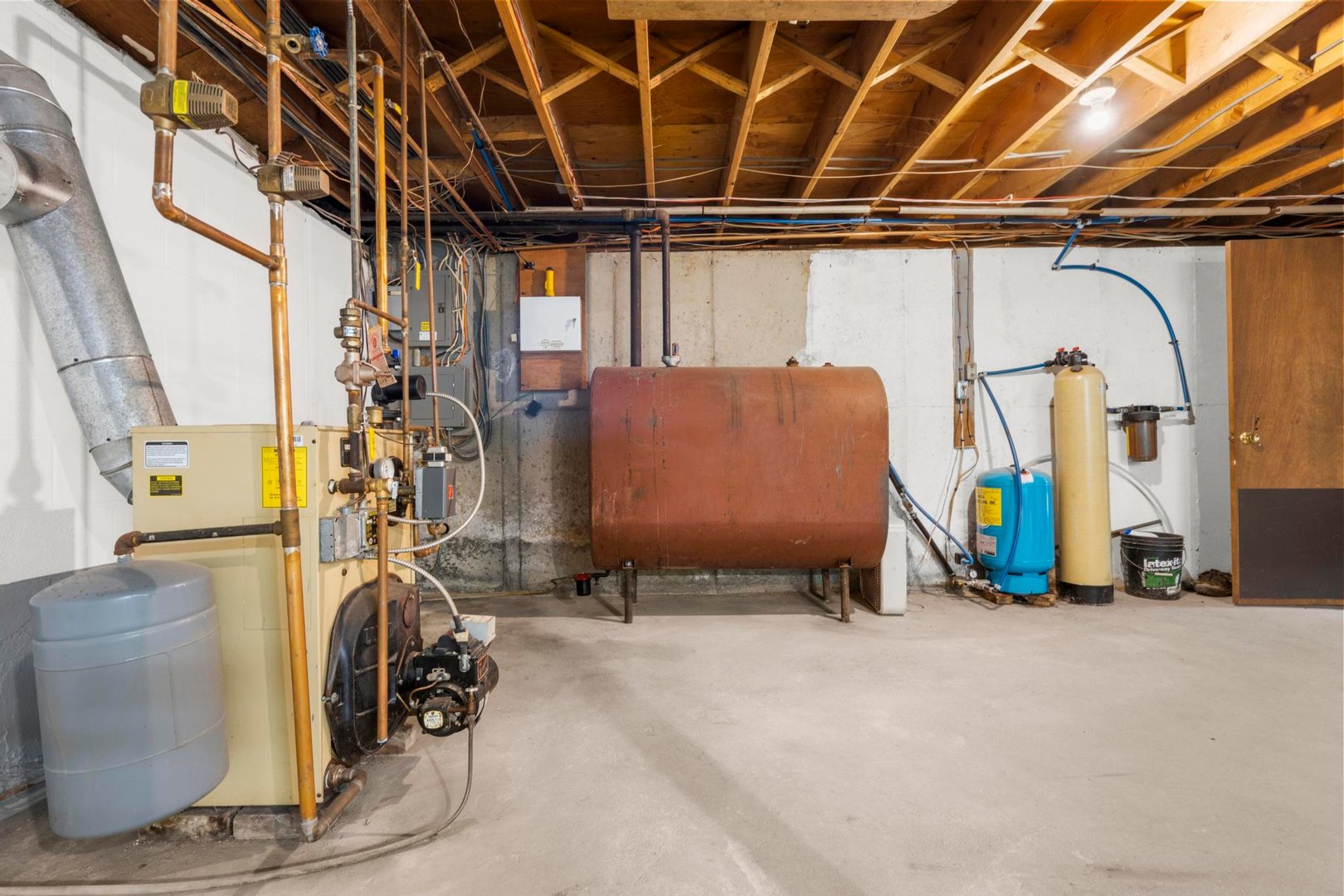 111 Whetstone Road Photo 22