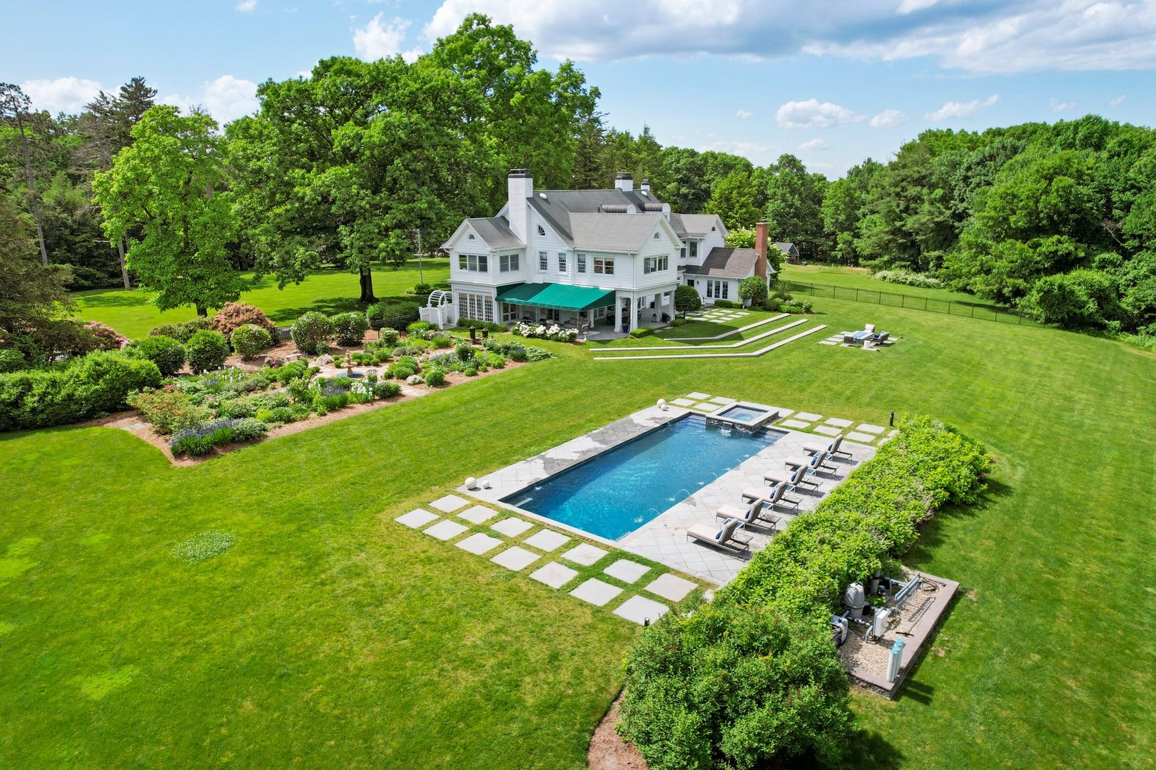 440 Prospect Street Photo 2