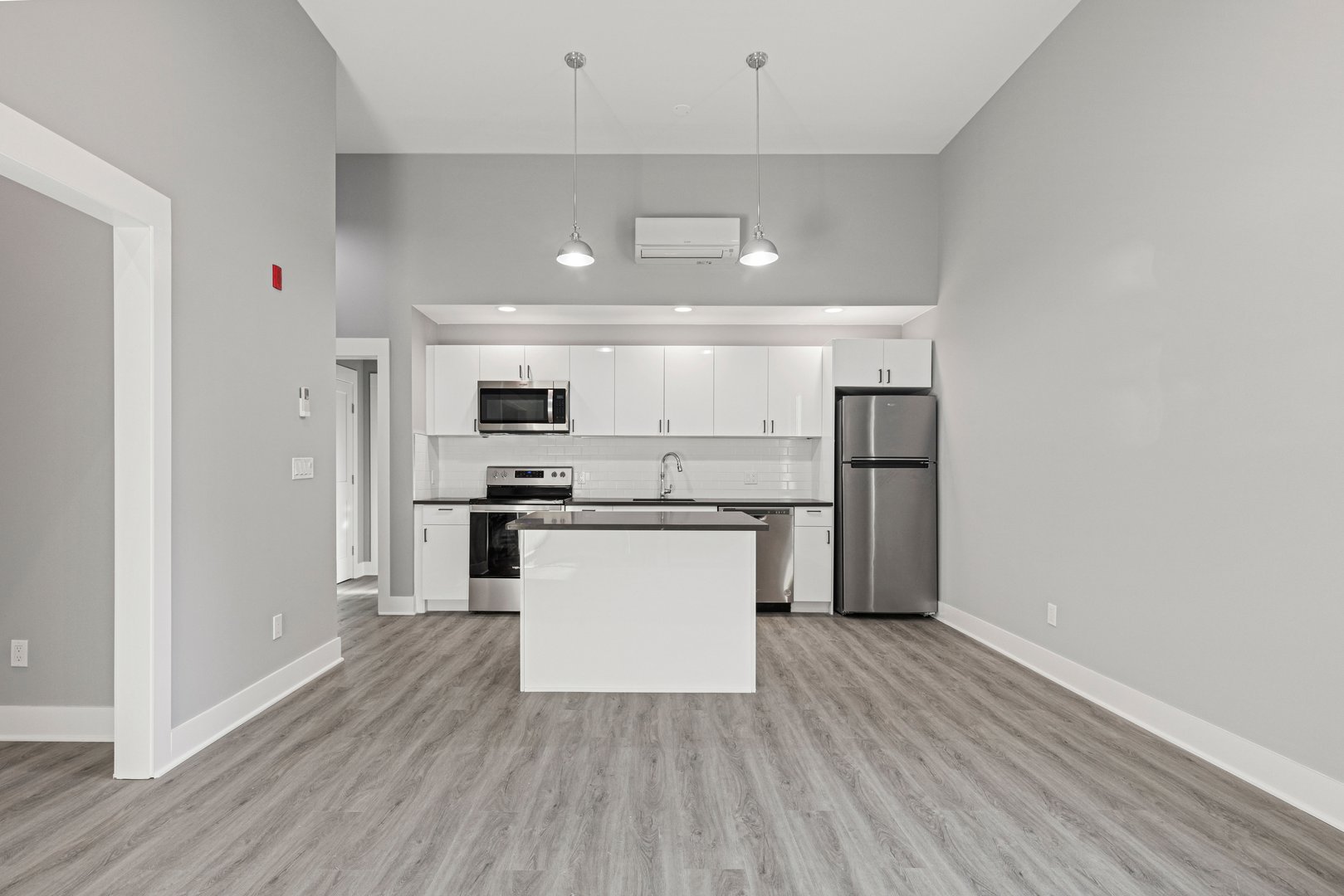 47 Beekman Avenue  #34 Photo 4