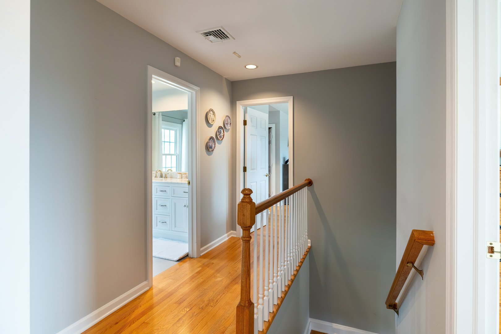 43 Regan Road Photo 18