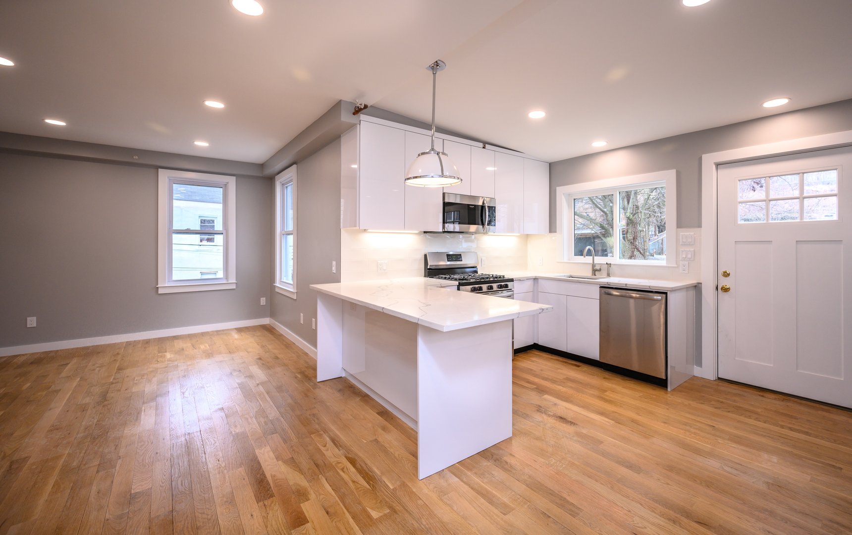 86 Main Street  #4 Photo 4