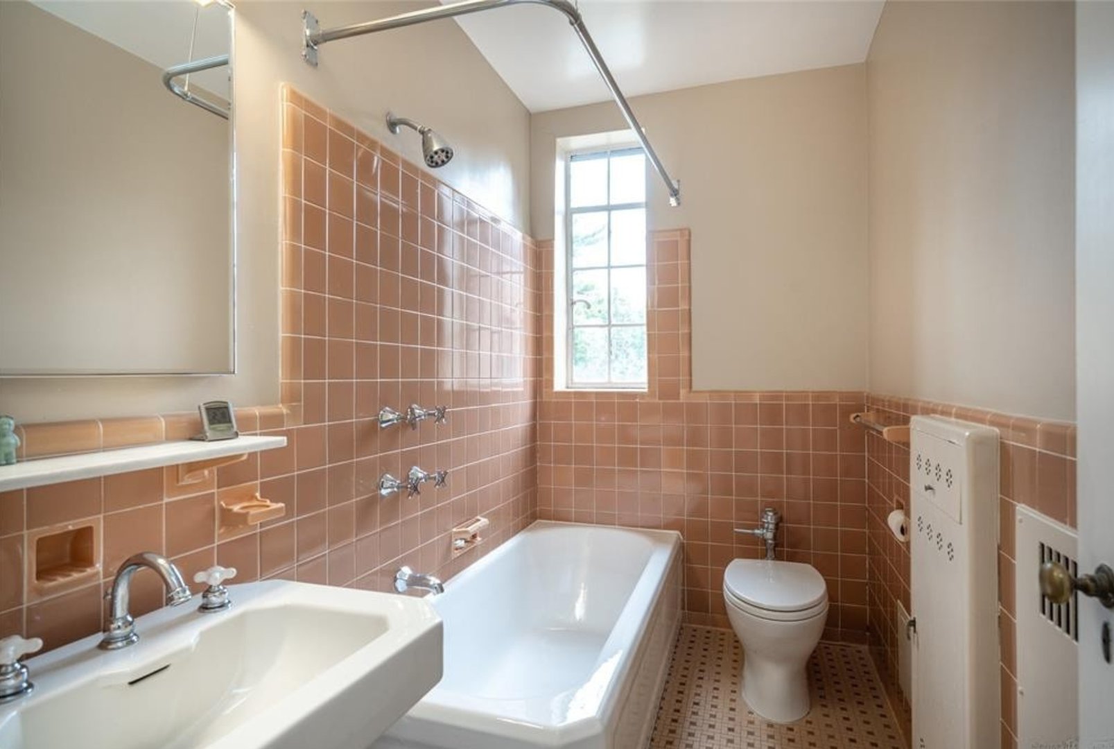 100 Ardsley Avenue W  #5G Photo 17