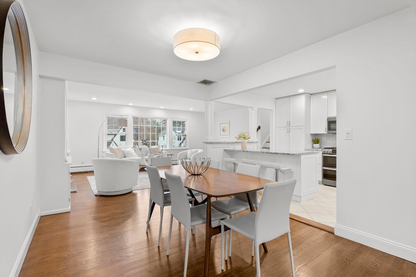 8 Valentine Road Photo 12