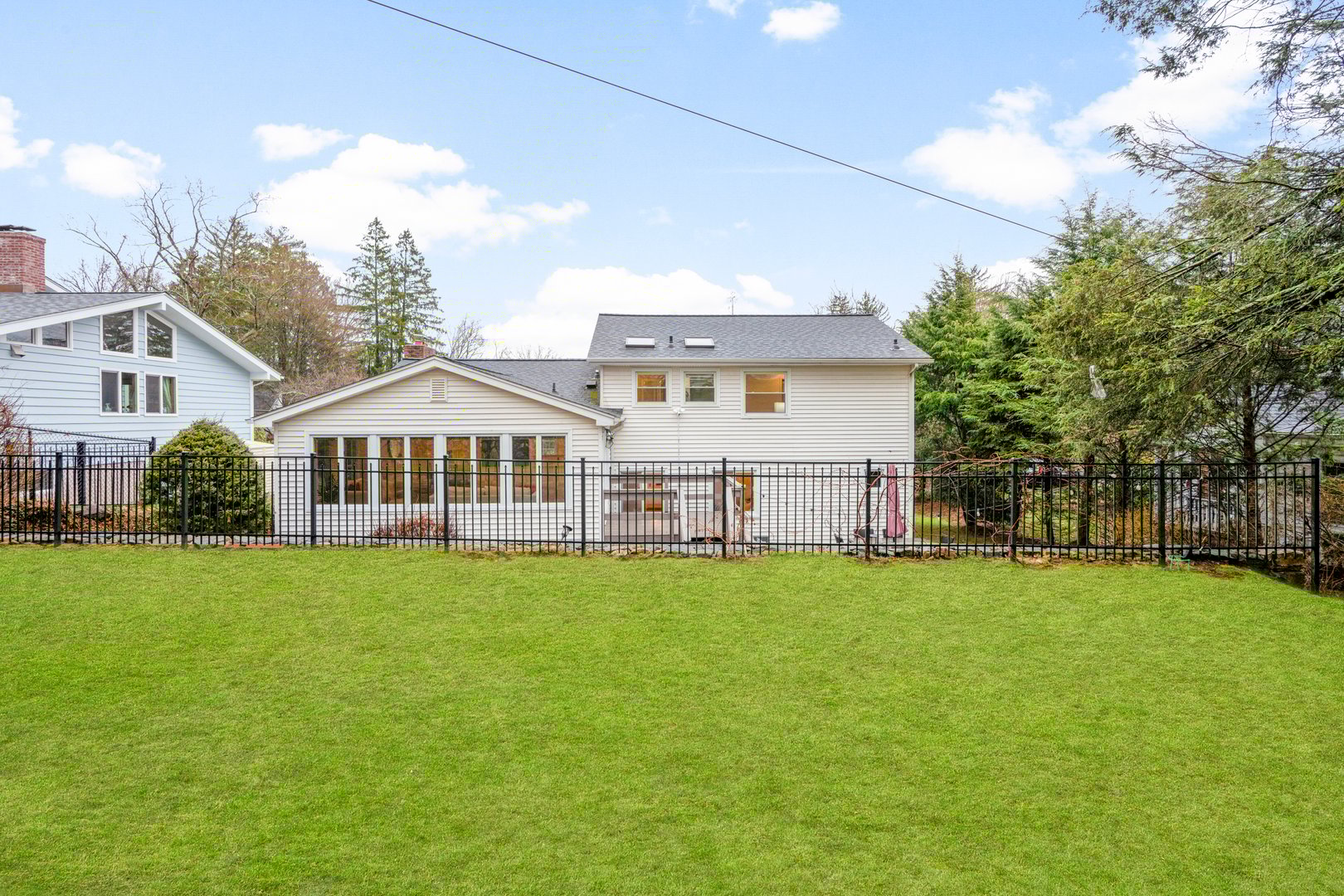 8 Valentine Road Photo 28