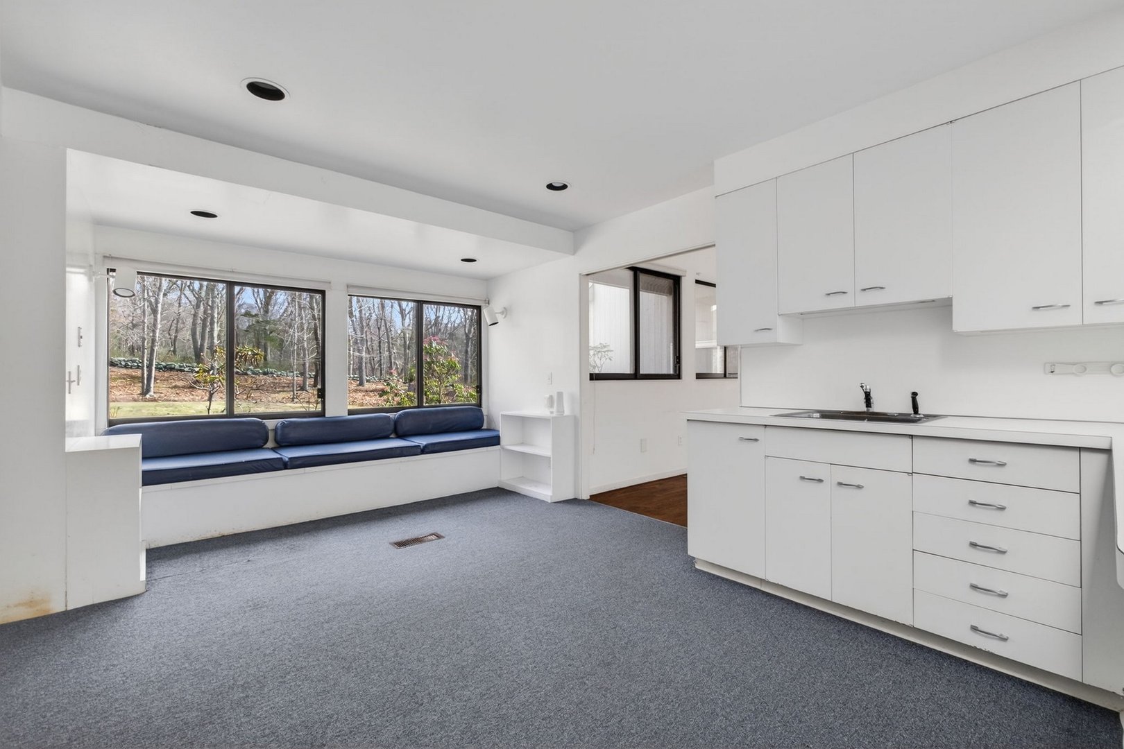 3-a Meetinghouse Lane Photo 10