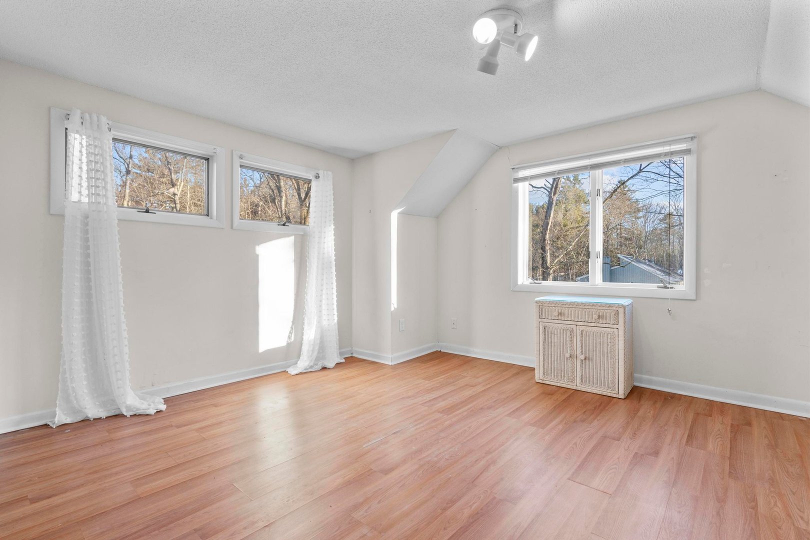 421 East Hyerdale Drive Photo 15