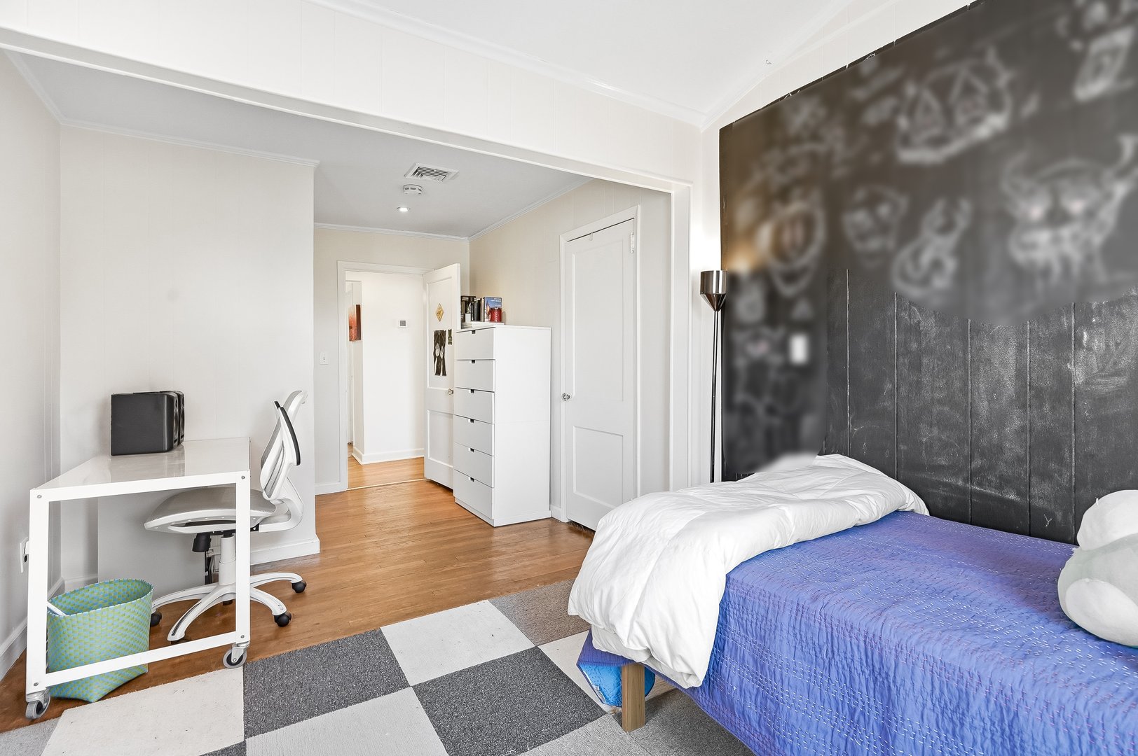 6 Circle Drive Photo 17