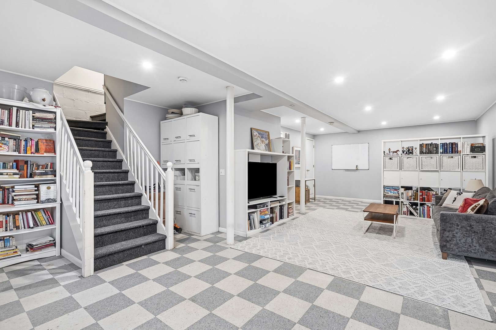 6 Circle Drive Photo 19