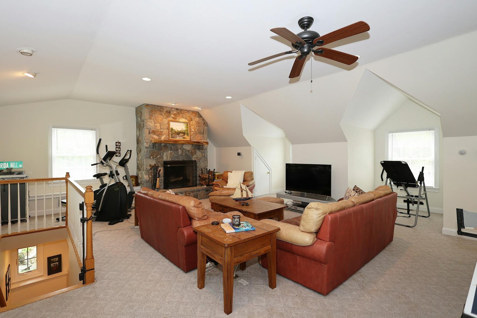 252 Florida Hill Road Photo 16