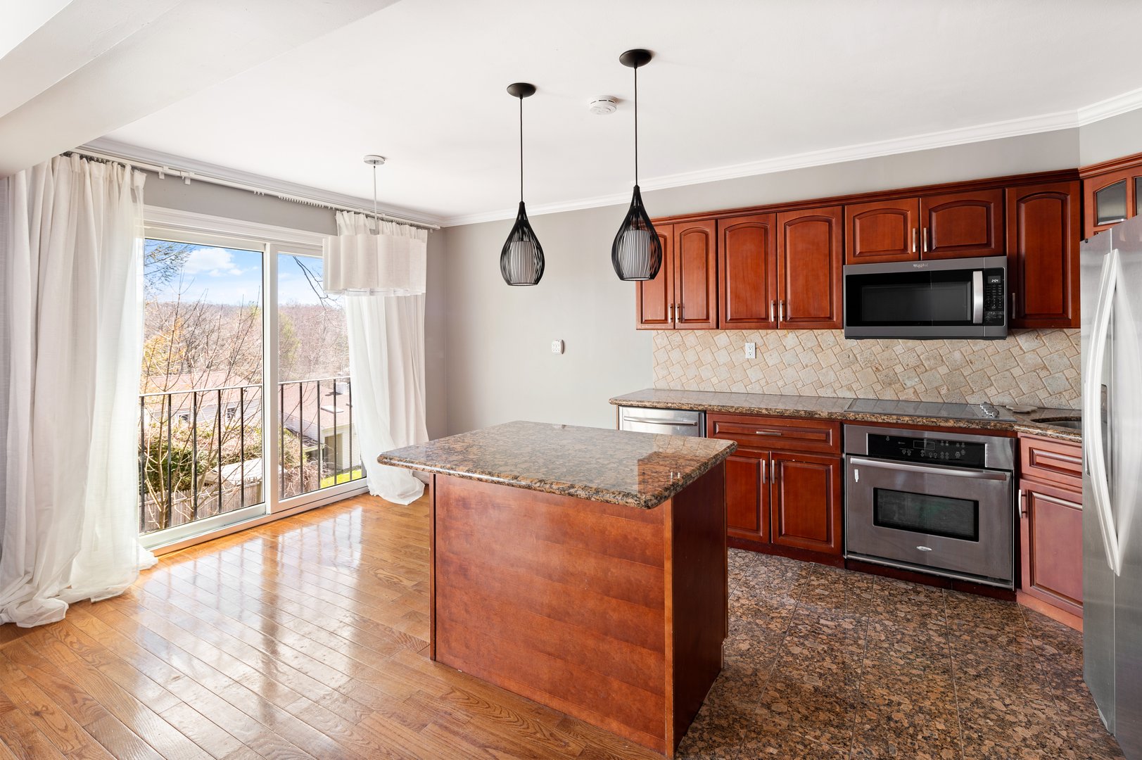 201 Highview Avenue  #C2 Photo 5