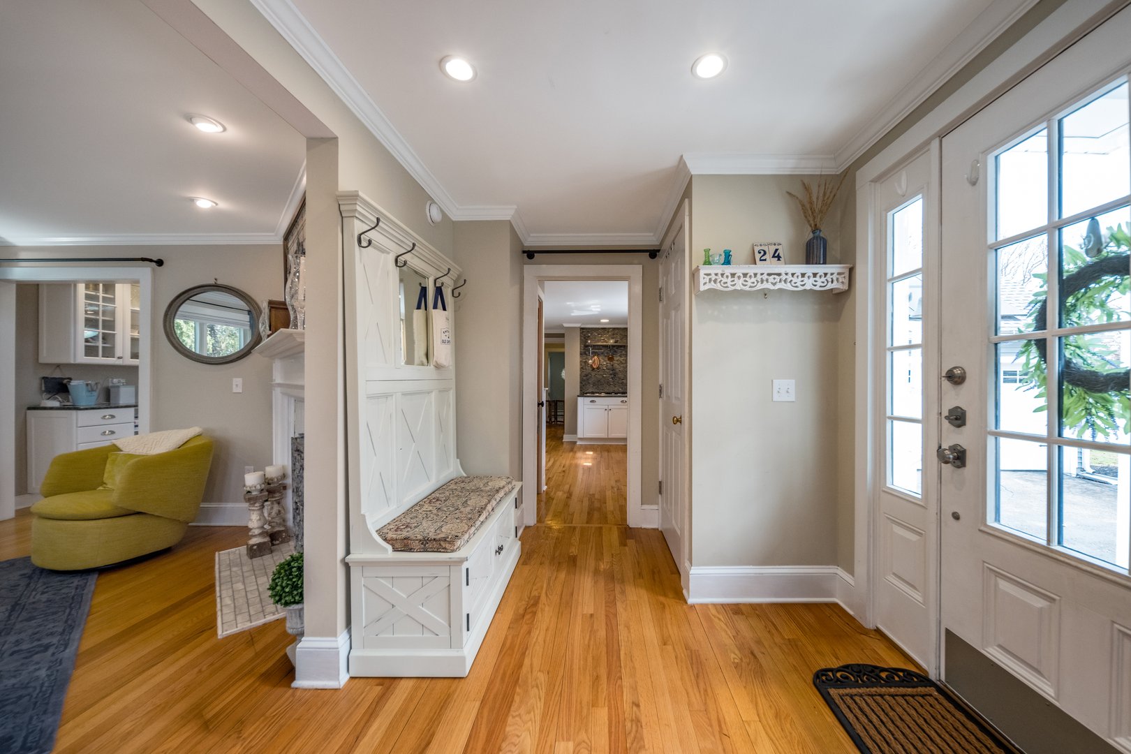 24 Cottage Place Photo 5