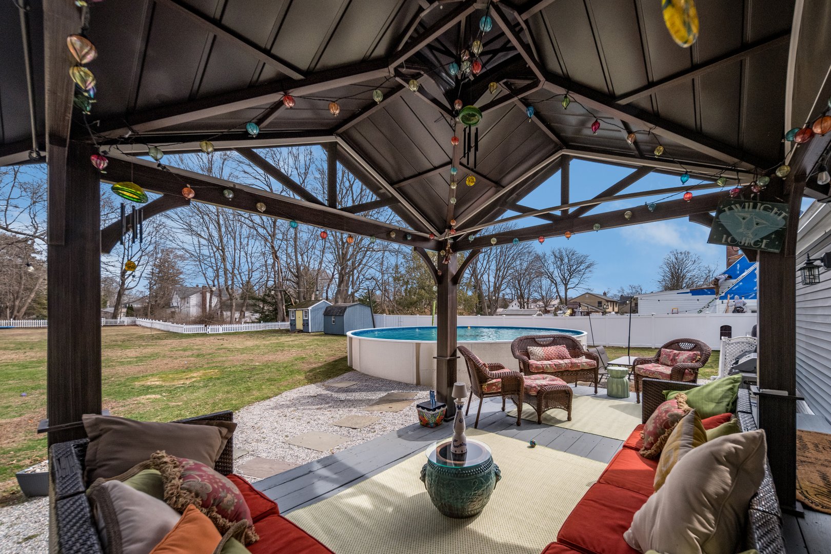 24 Cottage Place Photo 24