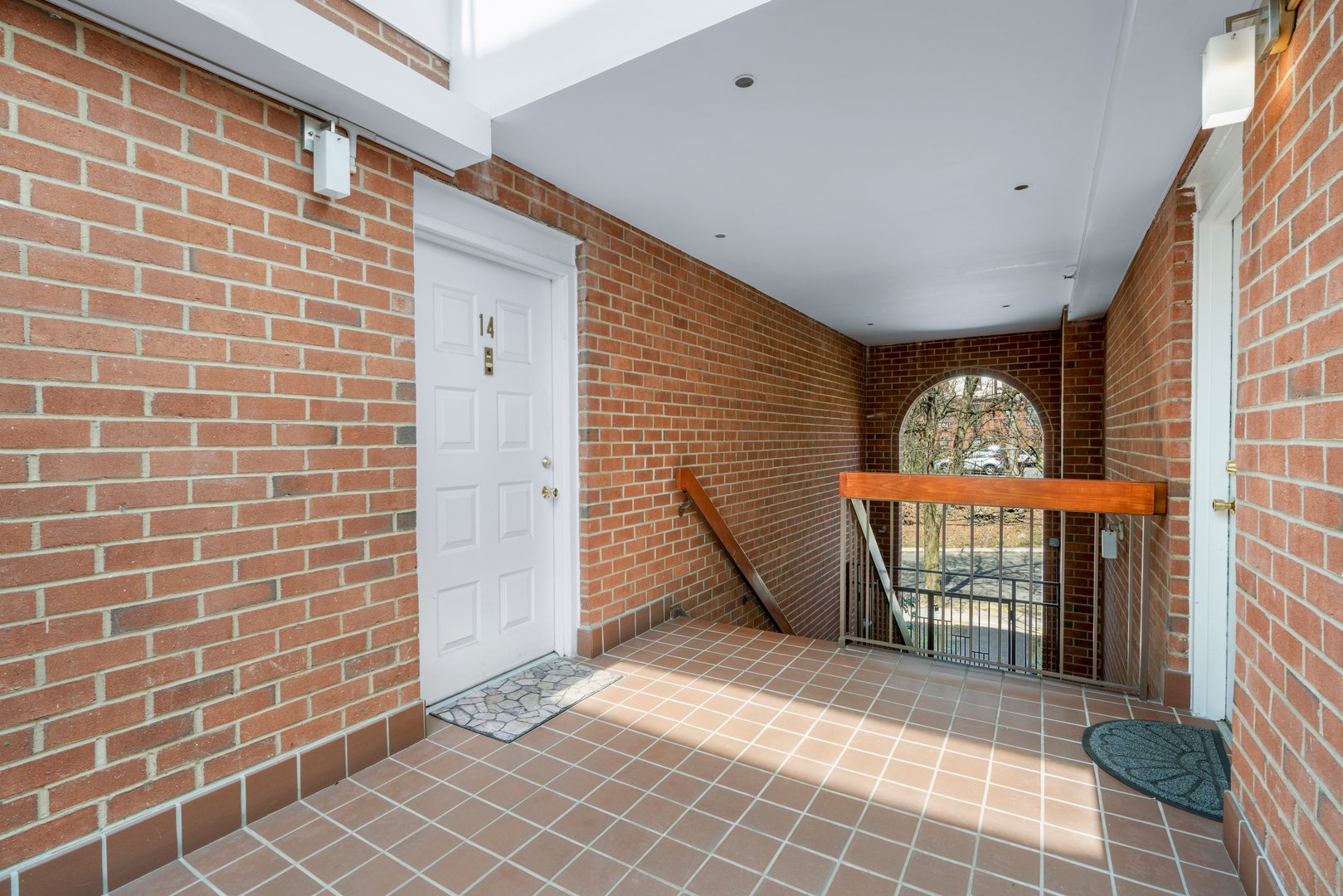 55 N Broadway  #3-14 Photo 4