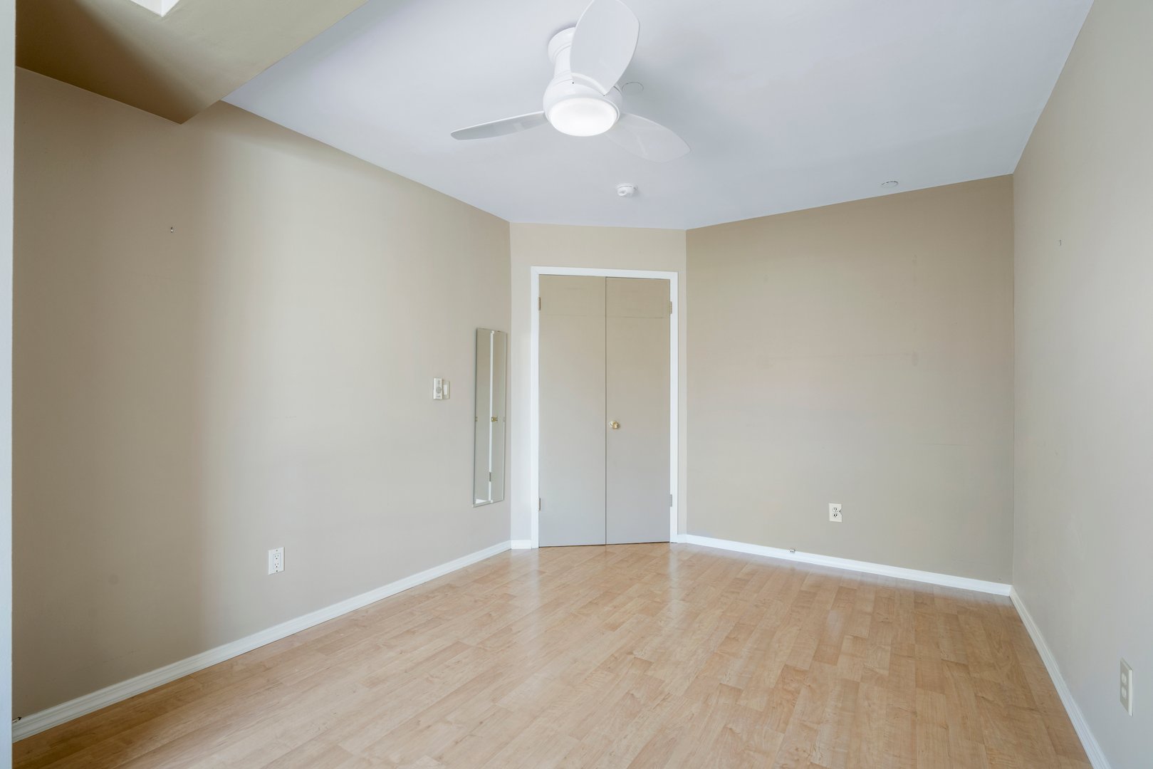 55 N Broadway  #3-14 Photo 25