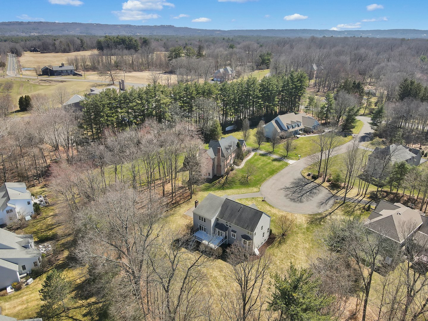 9 White Oak Lane Photo 33