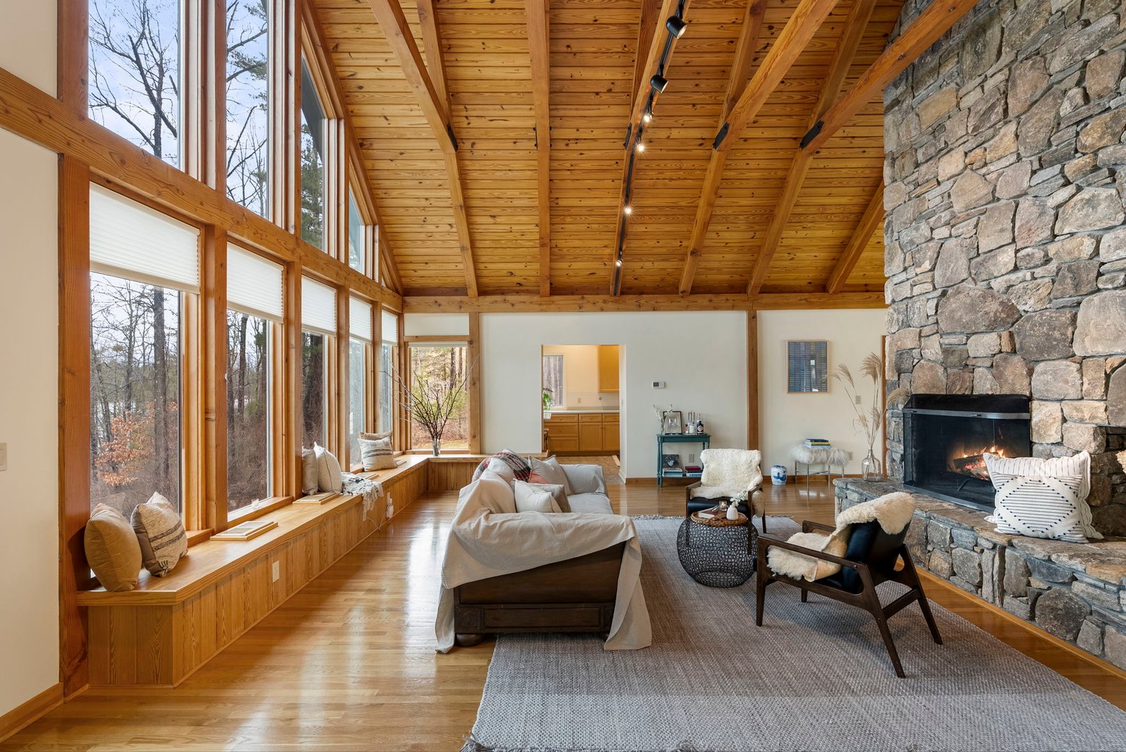 99 Washinee Heights Road Photo 7