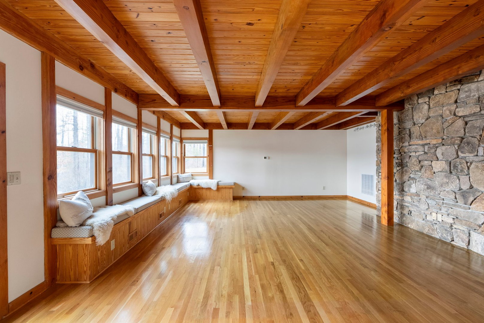 99 Washinee Heights Road Photo 24