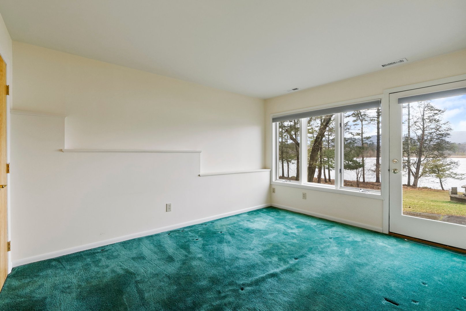 99 Washinee Heights Road Photo 26