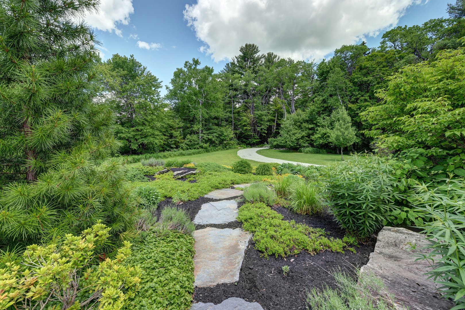 66 Access Rd Photo 4