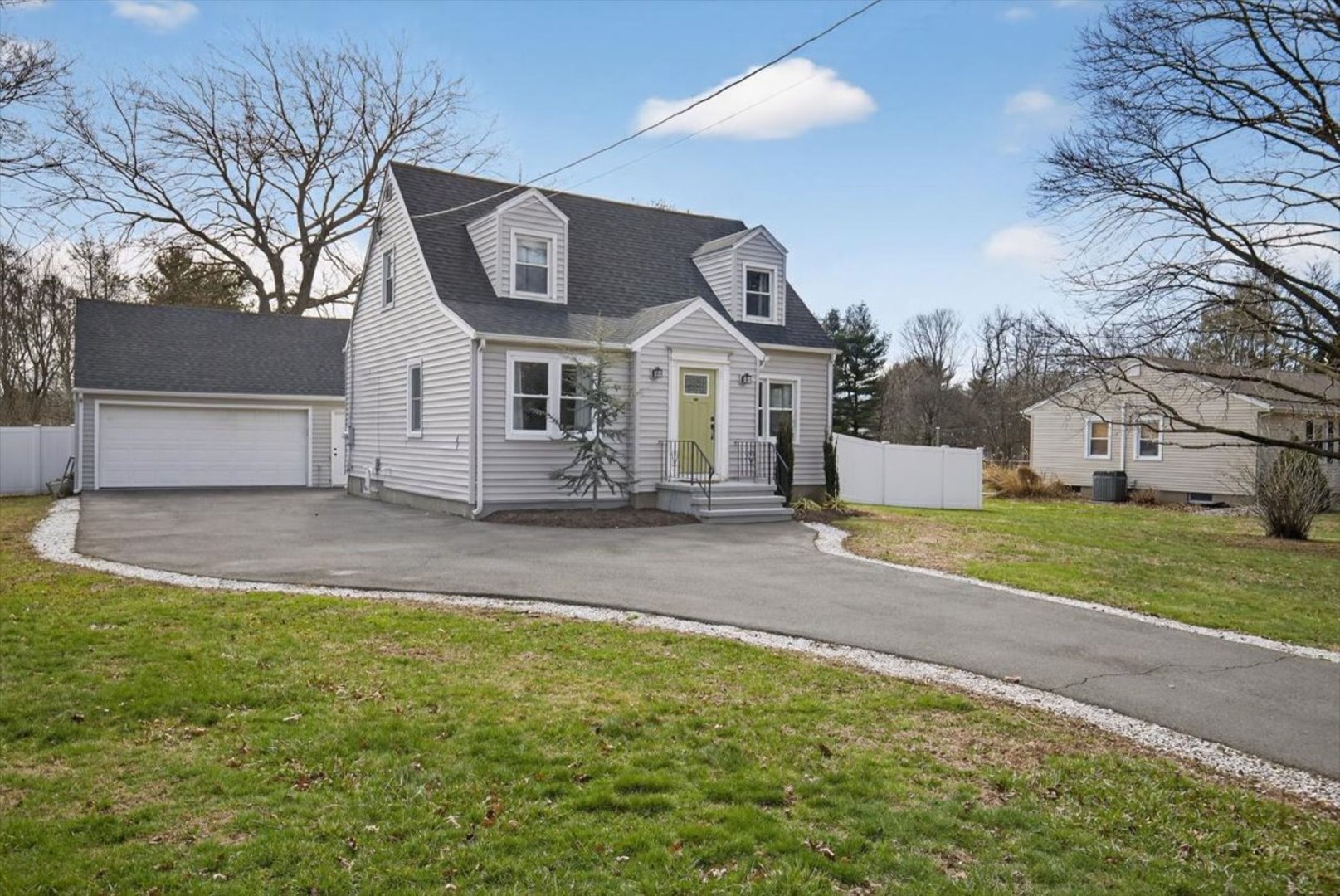 45 Walnut Street Photo 2