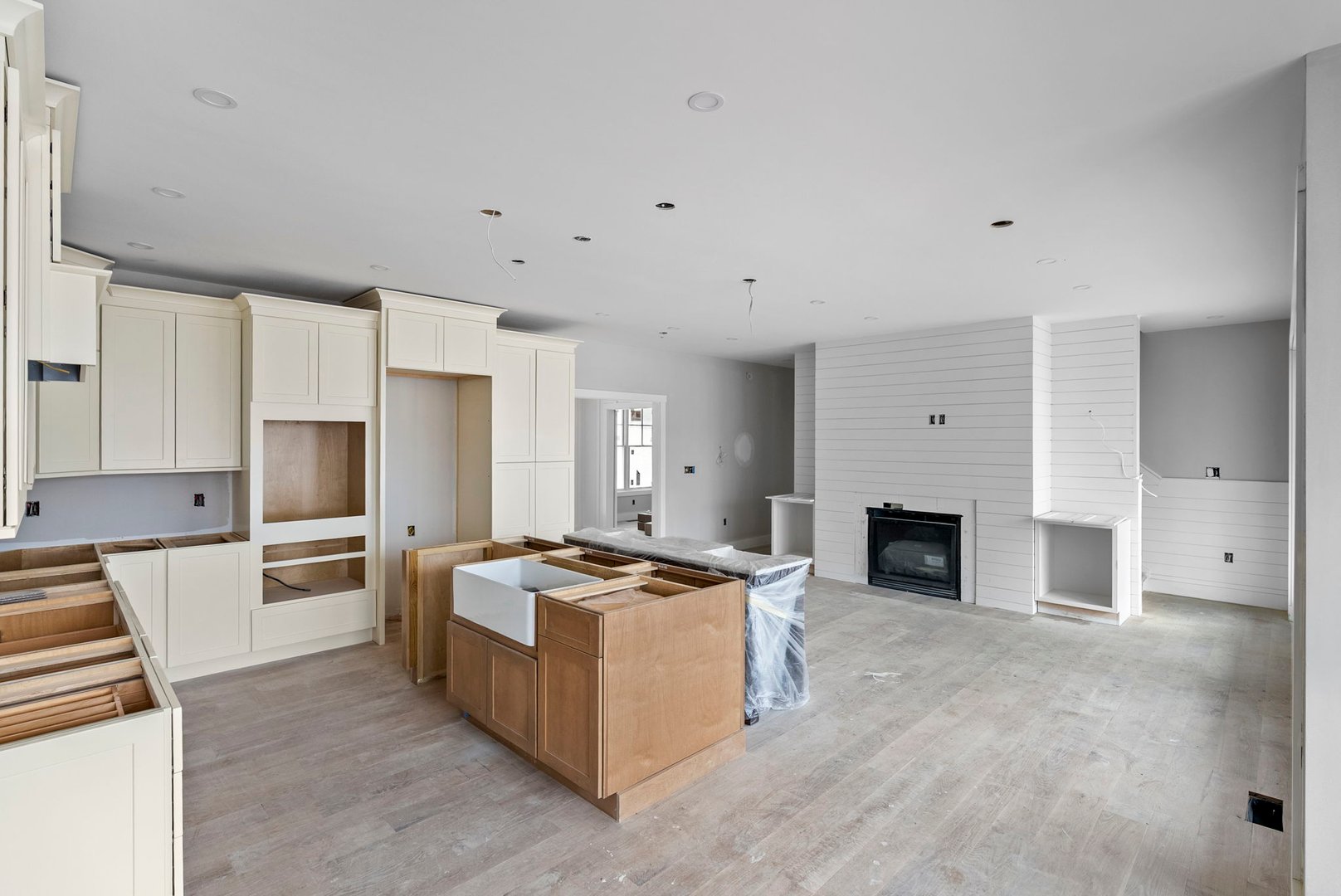 2 Pickett Road Photo 12