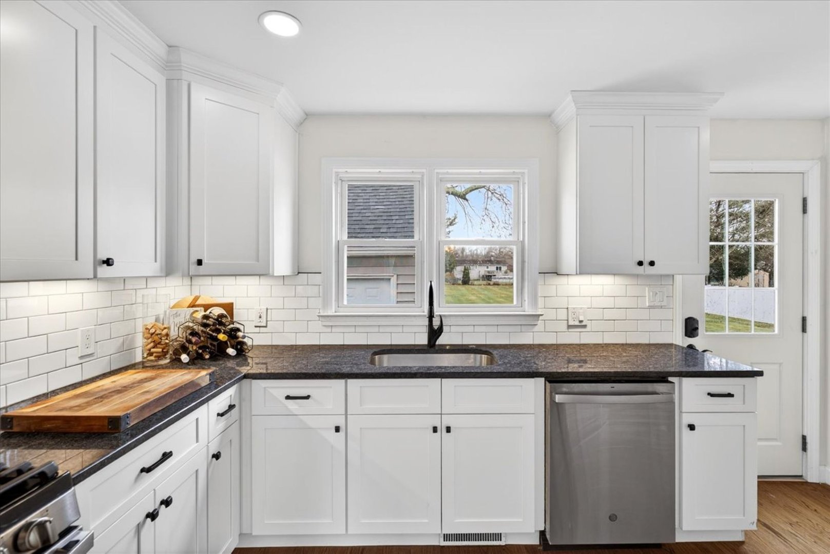 45 Walnut Street Photo 16