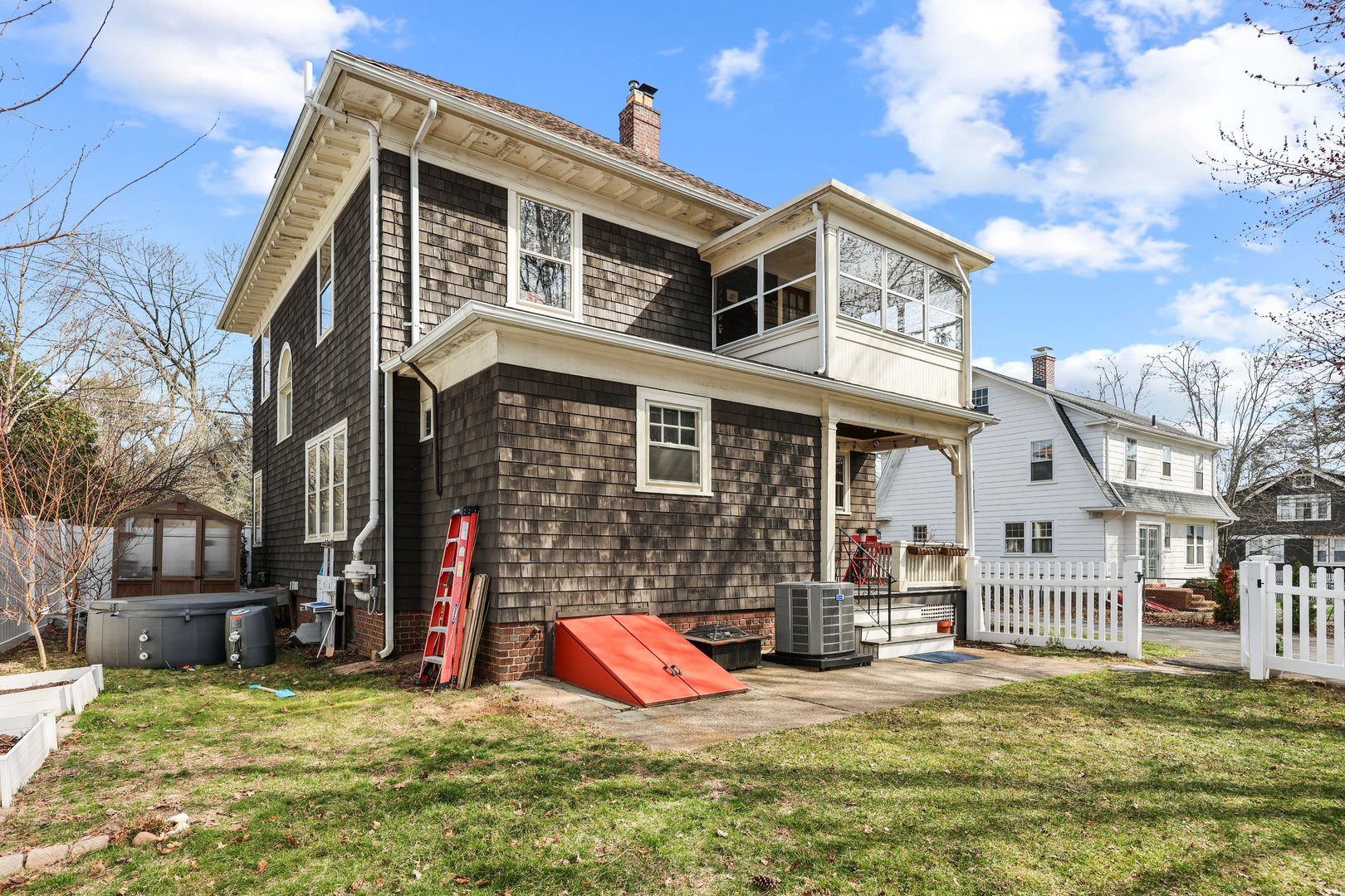 1720 Whitney Avenue Photo 35