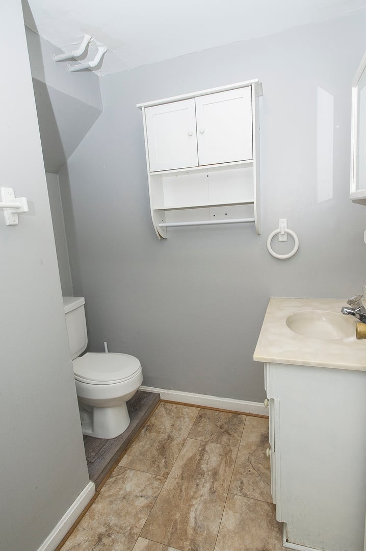 89 Doman Drive Photo 11